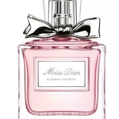 nu-o-c-hoa-nu-chi-nh-ha-ng-miss-dior-blooming-bouquet-jpeg (1)